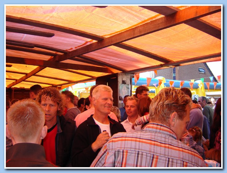 kermisborrel en tuin etc 020
